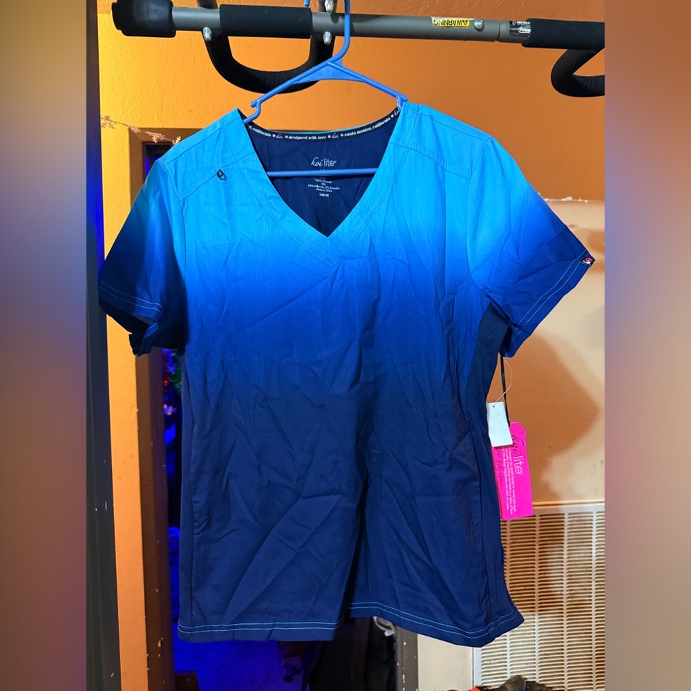 Women's Blue Ombre Scrub Top